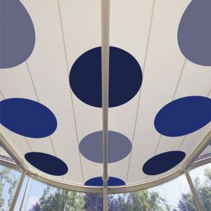 A tensioned PVC canvas painted on the inside has been installed, and an ETFE enclosure on the north 